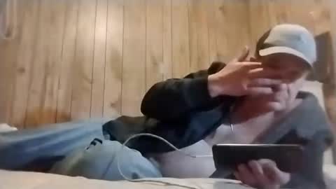 straighttoy online show from 03/10/25, 08:15