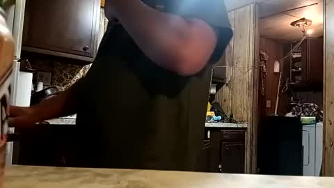 straighttoy online show from 12/22/25, 12:51