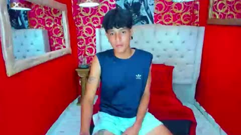 Snapshot of straightyounpein chatting on 04/14/26, 05:02 straightyounpein online show from 04/14/26, 05:02