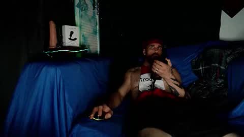 straitpipermann22 online show from 11/14/25, 12:42