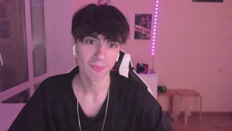 Ray online show from 12/20/24, 11:37