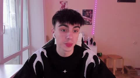 Ray online show from 01/11/25, 08:43