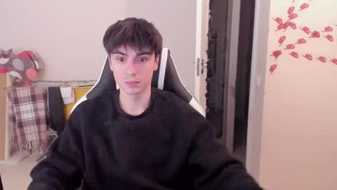 Ray online show from 02/25/25, 04:31