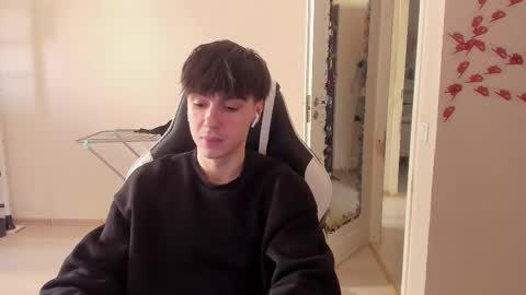 Ray online show from 03/07/25, 01:18