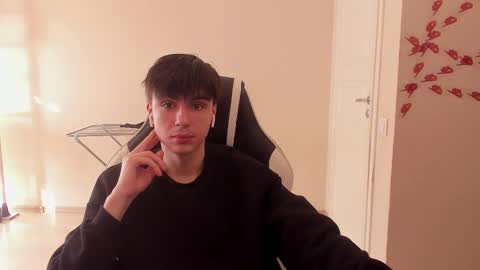 Ray online show from 03/09/25, 07:56