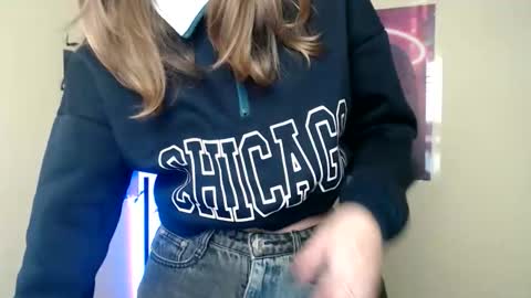 Amalia online show from 10/25/25, 06:10