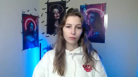 Amalia online show from 11/12/25, 01:22