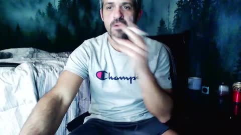 Snapshot of strangeratnight87 chatting on 01/06/25, 06:58 strangeratnight87 online show from 01/06/25, 06:58