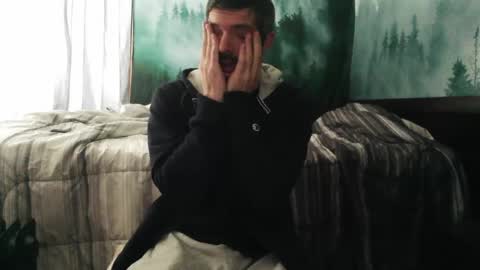 Snapshot of strangeratnight87 chatting on 03/10/25, 04:35 strangeratnight87 online show from 03/10/25, 04:35