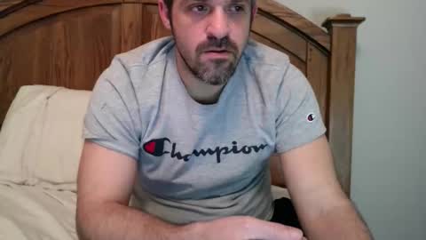 strangeratnight87 online show from 02/03/26, 05:49