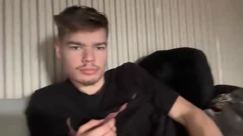 stratman301 online show from 02/13/25, 03:24