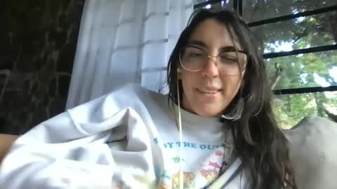 Snapshot of strawberripulp chatting on 12/20/24, 10:11 Angel Baby online show from 12/20/24, 10:11