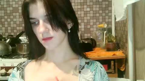 Snapshot of strawberry_storm chatting on 11/01/25, 10:12 Strawberry Storm online show from 11/01/25, 10:12