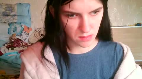 Strawberry Storm online show from 04/23/26, 12:51