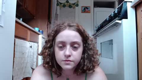Strawberrylotsacake online show from 05/22/26, 04:23