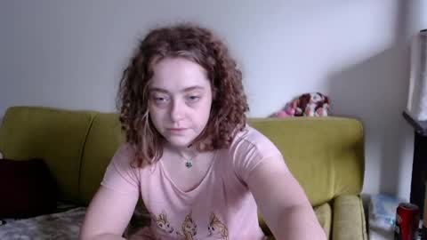 Strawberrylotsacake online show from 06/06/26, 11:48