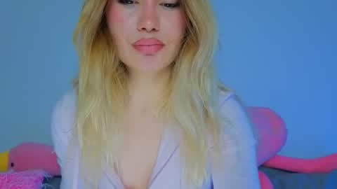 Tati and Lola online show from 03/28/26, 04:34