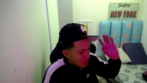 Street online show from 04/21/26, 08:23