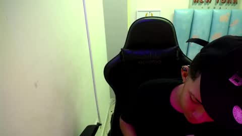 Street online show from 04/22/26, 08:10