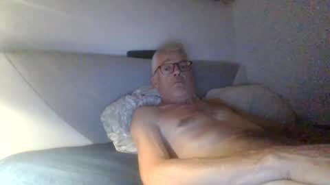 Snapshot of stremic chatting on 08/02/26, 12:09 stremic online show from 08/02/26, 12:09
