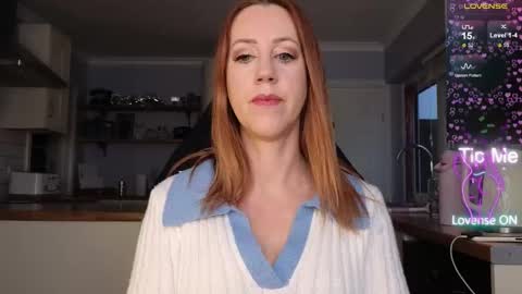 Amorina online show from 12/23/25, 10:02