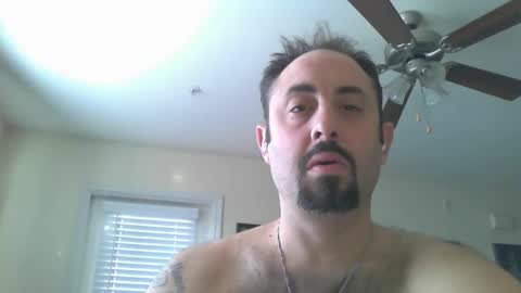 stro69300110 online show from 10/03/25, 10:29