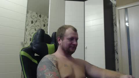 Snapshot of strongass18 chatting on 02/16/25, 01:49 Alex online show from 02/16/25, 01:49