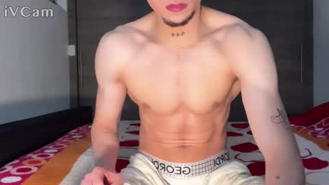 stronghardlatino online show from 04/24/26, 06:05