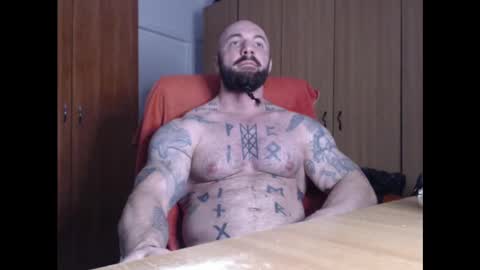 Snapshot of strongivan chatting on 12/29/24, 07:11 StrongIvan online show from 12/29/24, 07:11