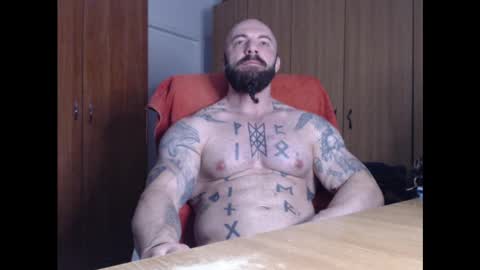 Snapshot of strongivan chatting on 01/13/25, 05:01 StrongIvan online show from 01/13/25, 05:01