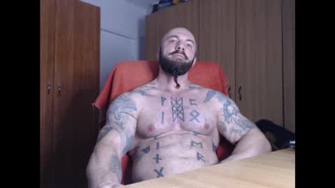 Snapshot of strongivan chatting on 01/18/25, 05:10 StrongIvan online show from 01/18/25, 05:10