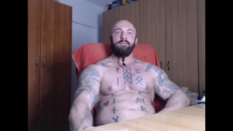 Snapshot of strongivan chatting on 02/10/25, 05:36 StrongIvan online show from 02/10/25, 05:36