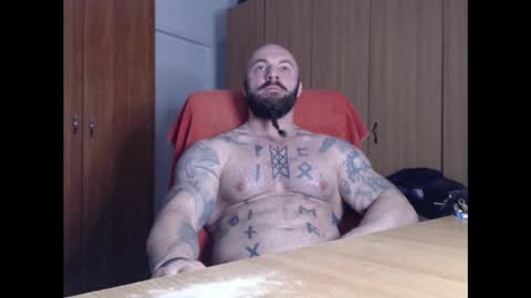 Snapshot of strongivan chatting on 02/25/25, 05:30 StrongIvan online show from 02/25/25, 05:30