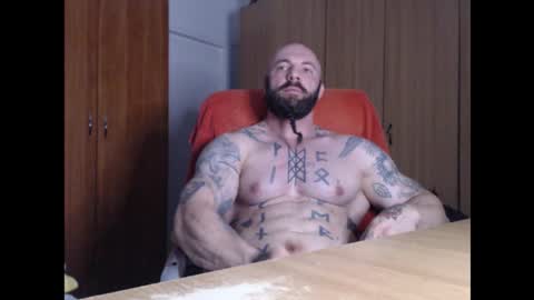 Snapshot of strongivan chatting on 09/19/25, 06:15 StrongIvan online show from 09/19/25, 06:15