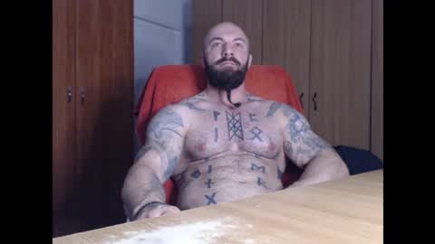 Snapshot of strongivan chatting on 10/08/25, 04:21 StrongIvan online show from 10/08/25, 04:21