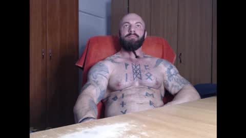 Snapshot of strongivan chatting on 11/02/25, 06:54 StrongIvan online show from 11/02/25, 06:54