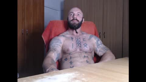 Snapshot of strongivan chatting on 06/19/26, 04:17 StrongIvan online show from 06/19/26, 04:17