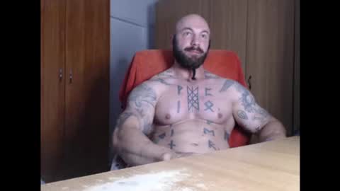 Snapshot of strongivan chatting on 06/26/26, 04:28 StrongIvan online show from 06/26/26, 04:28