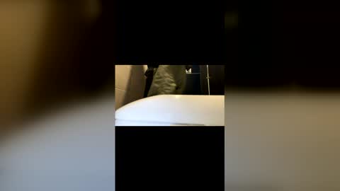 strongminsoo2 online show from 12/01/25, 06:51