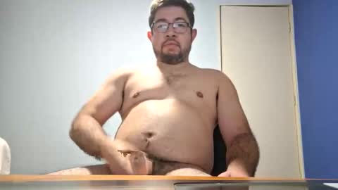 Snapshot of strudinovhotsun chatting on 11/17/25, 07:58 strudinovhotsun online show from 11/17/25, 07:58