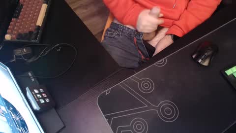 Snapshot of stud69861714 chatting on 12/11/24, 07:09 stud69861714 online show from 12/11/24, 07:09