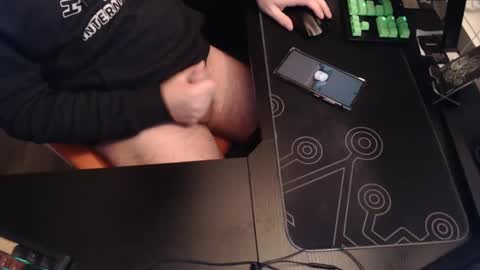 Snapshot of stud69861714 chatting on 12/29/24, 06:56 stud69861714 online show from 12/29/24, 06:56