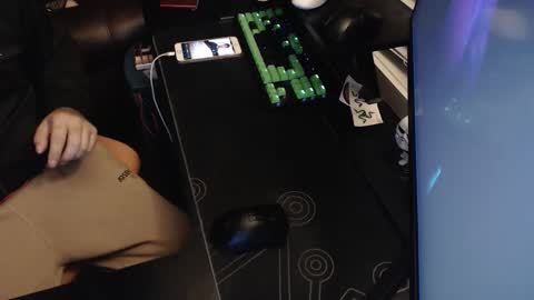 Snapshot of stud69861714 chatting on 10/28/25, 06:50 stud69861714 online show from 10/28/25, 06:50