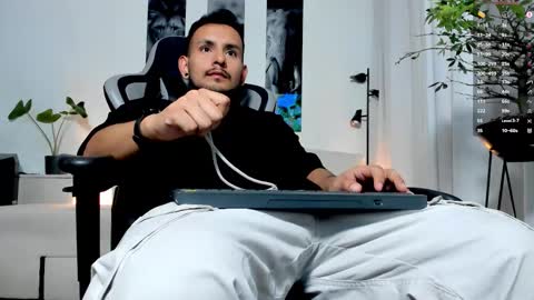 Samuel online show from 02/12/26, 02:39