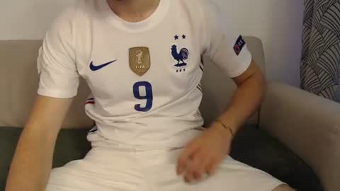 Stud From Paris online show from 06/21/26, 11:57