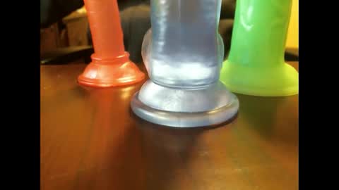 Snapshot of studinto chatting on 02/15/25, 07:38 BadBrad online show from 02/15/25, 07:38