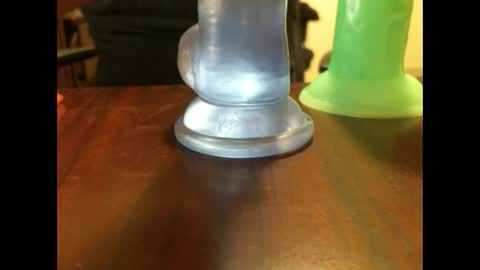 Snapshot of studinto chatting on 02/16/25, 06:32 BadBrad online show from 02/16/25, 06:32