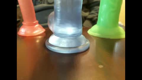 Snapshot of studinto chatting on 02/18/25, 09:53 BadBrad online show from 02/18/25, 09:53