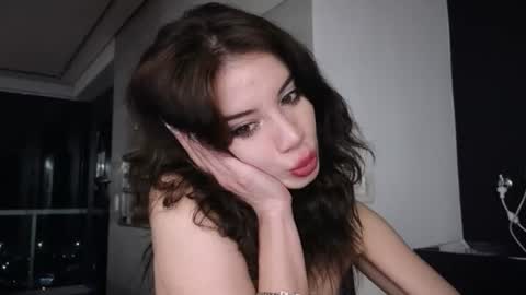 Snapshot of stuirt chatting on 07/01/26, 10:42 Sofa online show from 07/01/26, 10:42