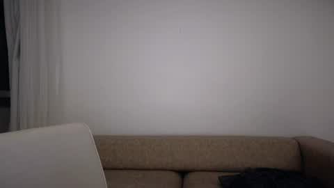Snapshot of stuirt chatting on 08/01/26, 06:45 Sofa online show from 08/01/26, 06:45